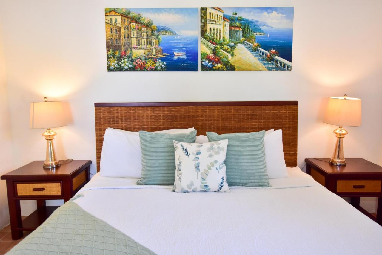 הופקינס Coconut Row Boutique Hotel מראה חיצוני תמונה