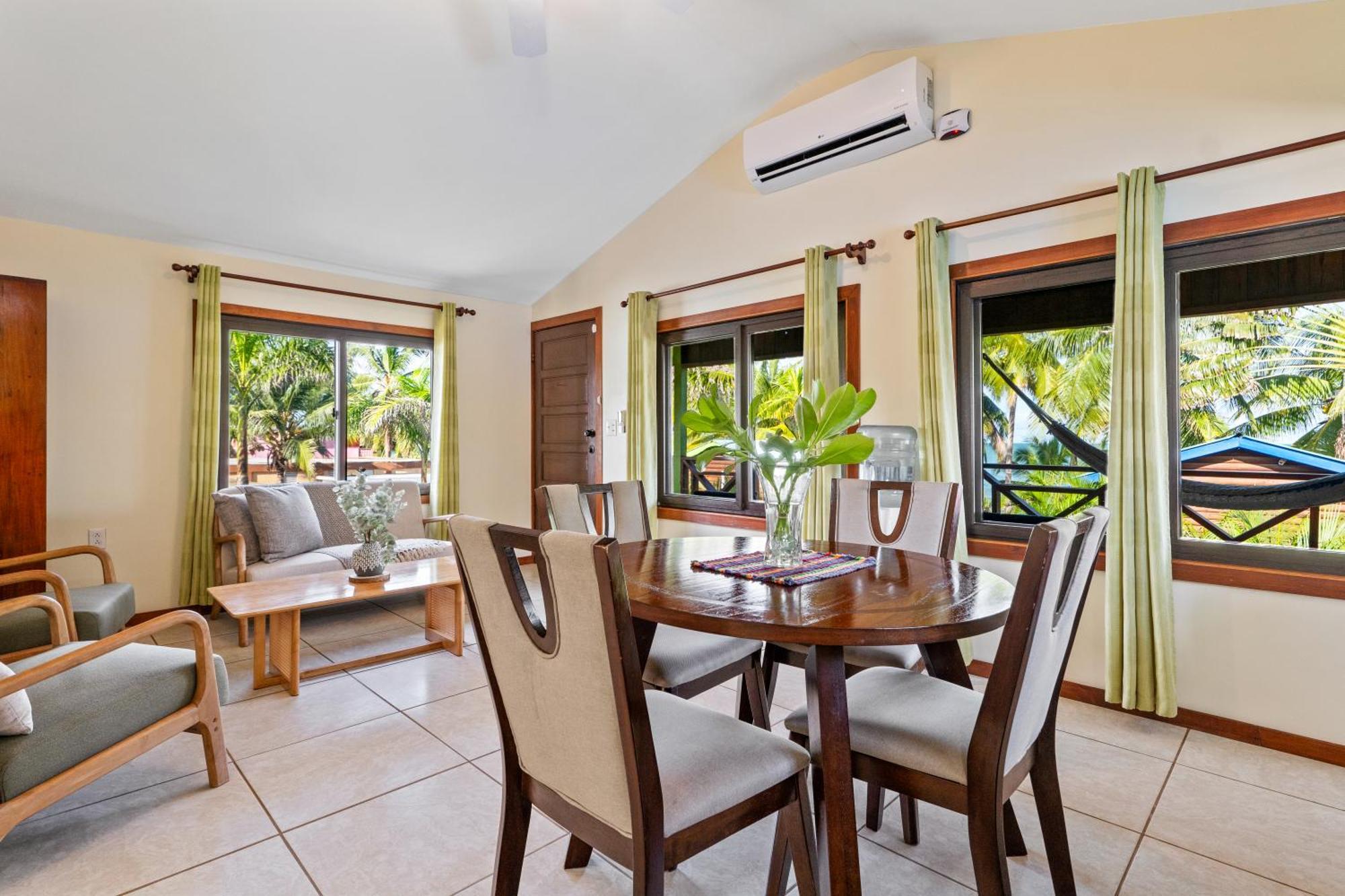 הופקינס Coconut Row Boutique Hotel מראה חיצוני תמונה