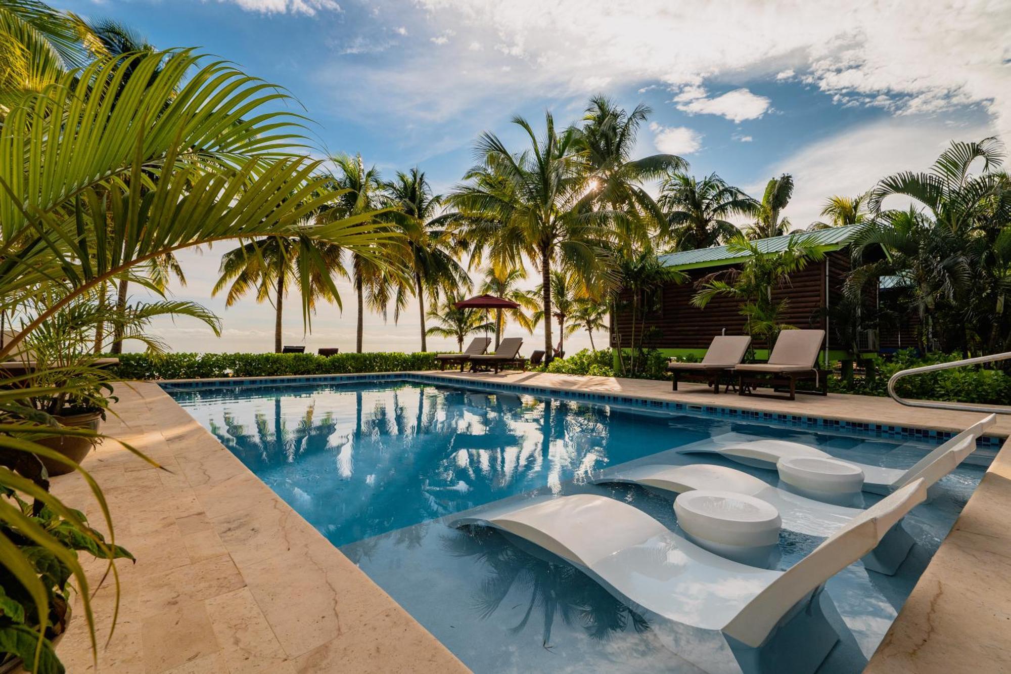 הופקינס Coconut Row Boutique Hotel מראה חיצוני תמונה